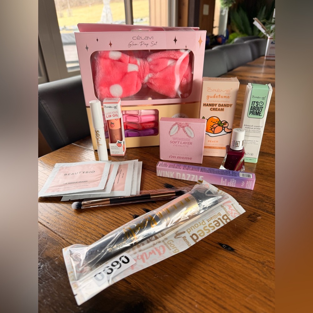 K-beauty Bundle Lot 15 Items! The Crème Shop Kaja I’m Meme Belle Beauty- $200+